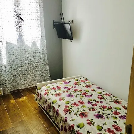 Casa Campillo, Individuales Nyaraló *