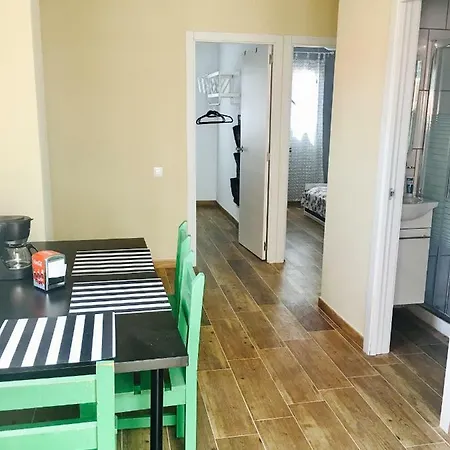 Casa Campillo, Individuales Nyaraló *
